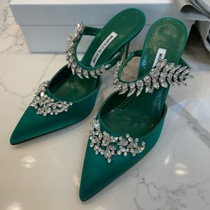 Manolo Blahnik Lurum Embellished Satin Mules 7 B/37 EU $1495